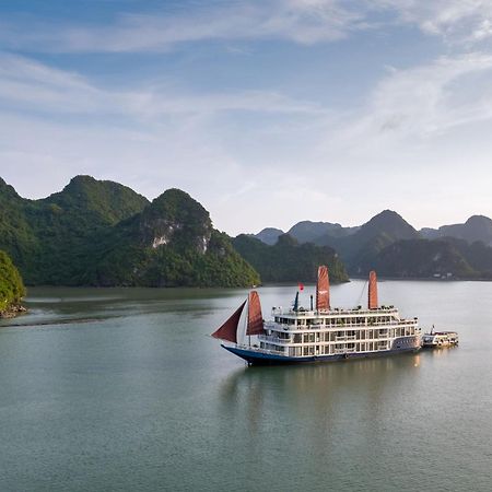 Hanoi Win Hotel & Travel Екстериор снимка