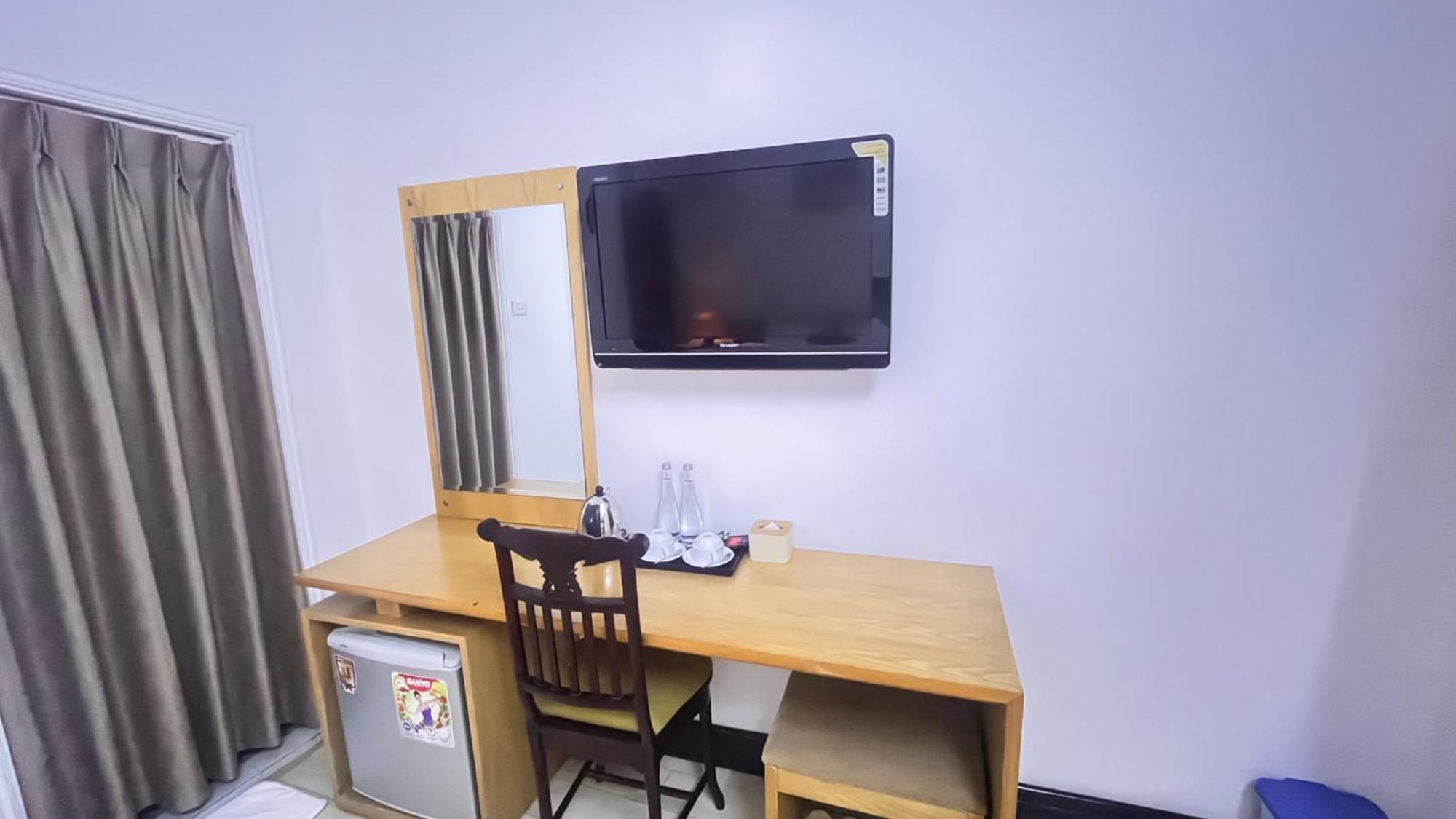 Hanoi Win Hotel & Travel Екстериор снимка