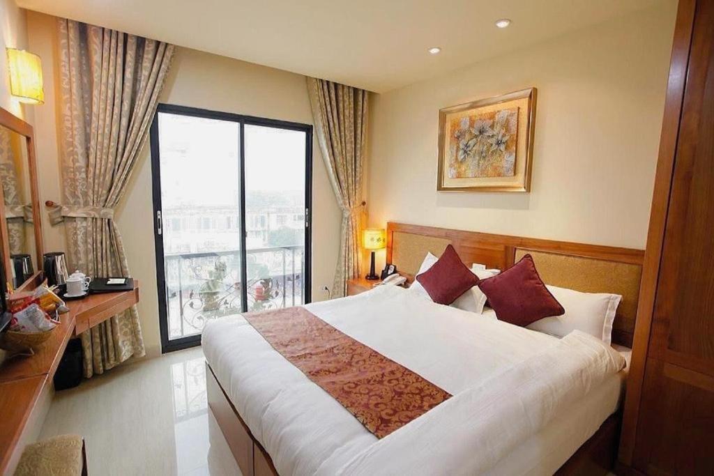 Hanoi Win Hotel & Travel Екстериор снимка
