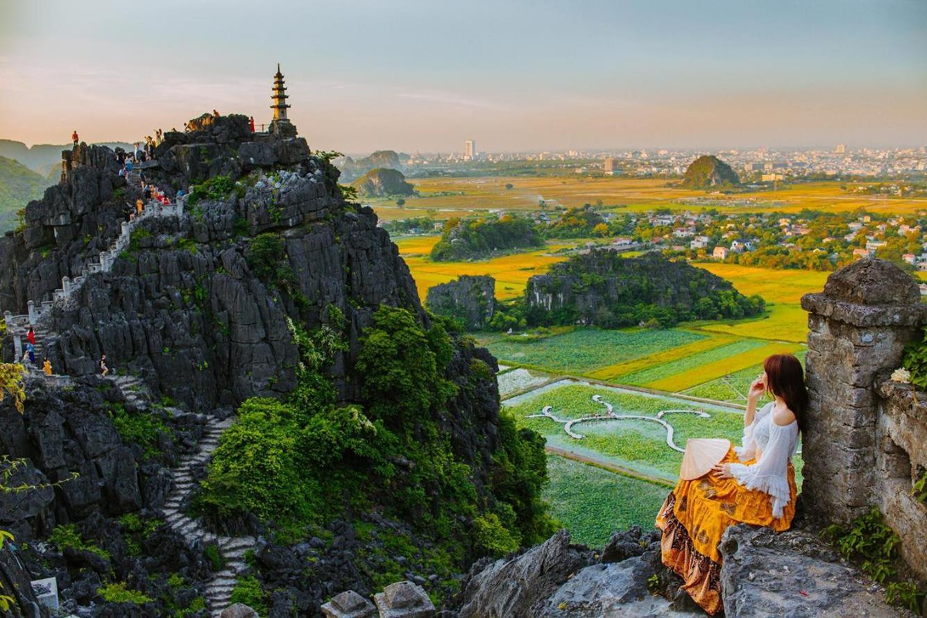 Hanoi Win Hotel & Travel Екстериор снимка